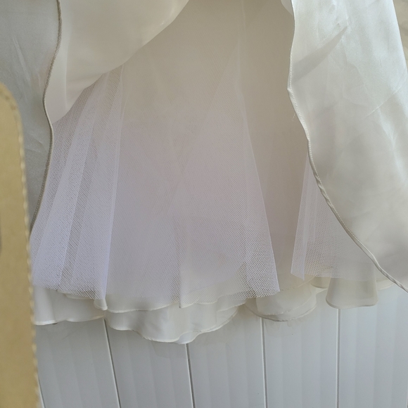 SATIN ROUGE, Beautiful Retro Knee length Wedding, Prom, Party Dress - Picture 13 of 15